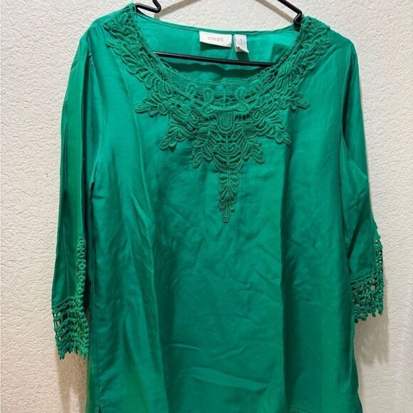 Chico's Embroidered 3/4Sleeves blouse Size 1 or Medium - Picture 2 of 8